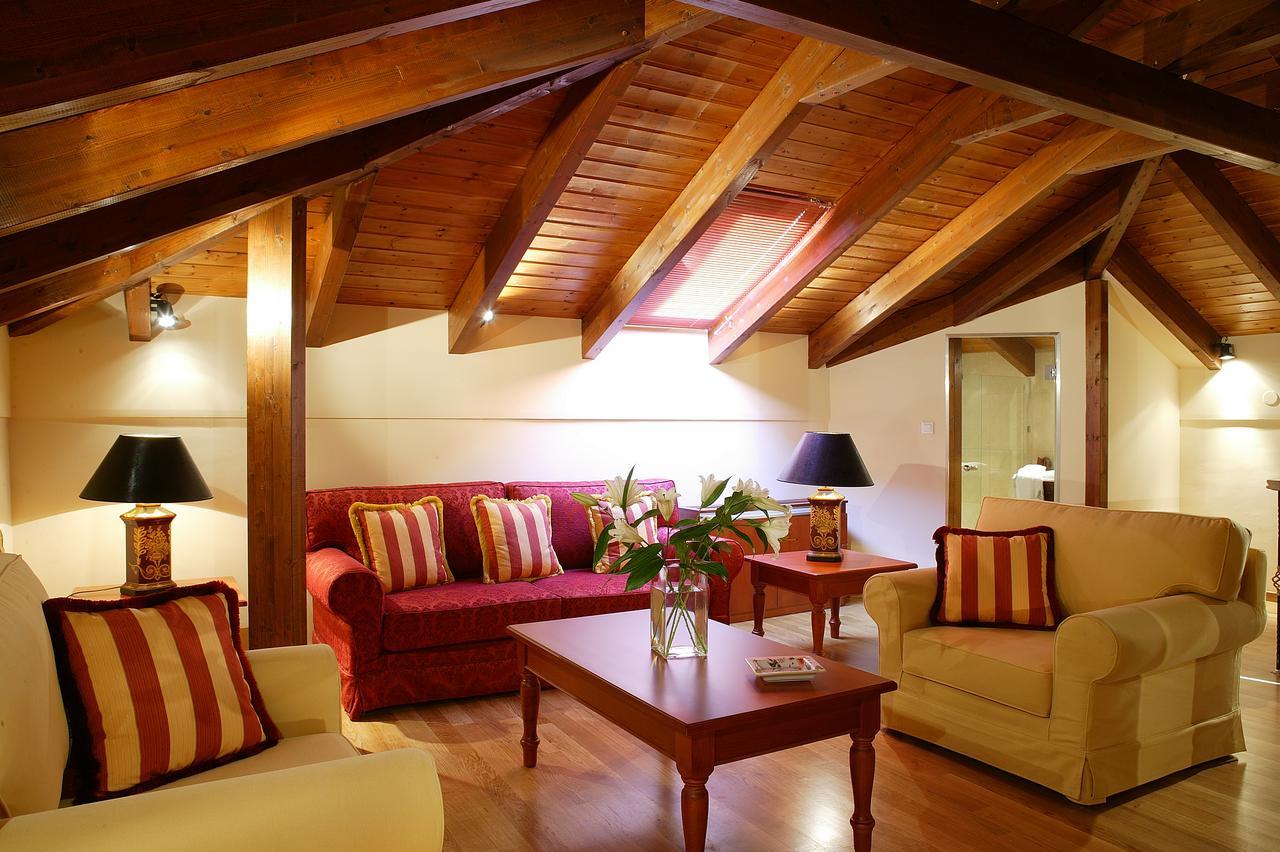 Maritsas Hotel & Suites Portariá Extérieur photo